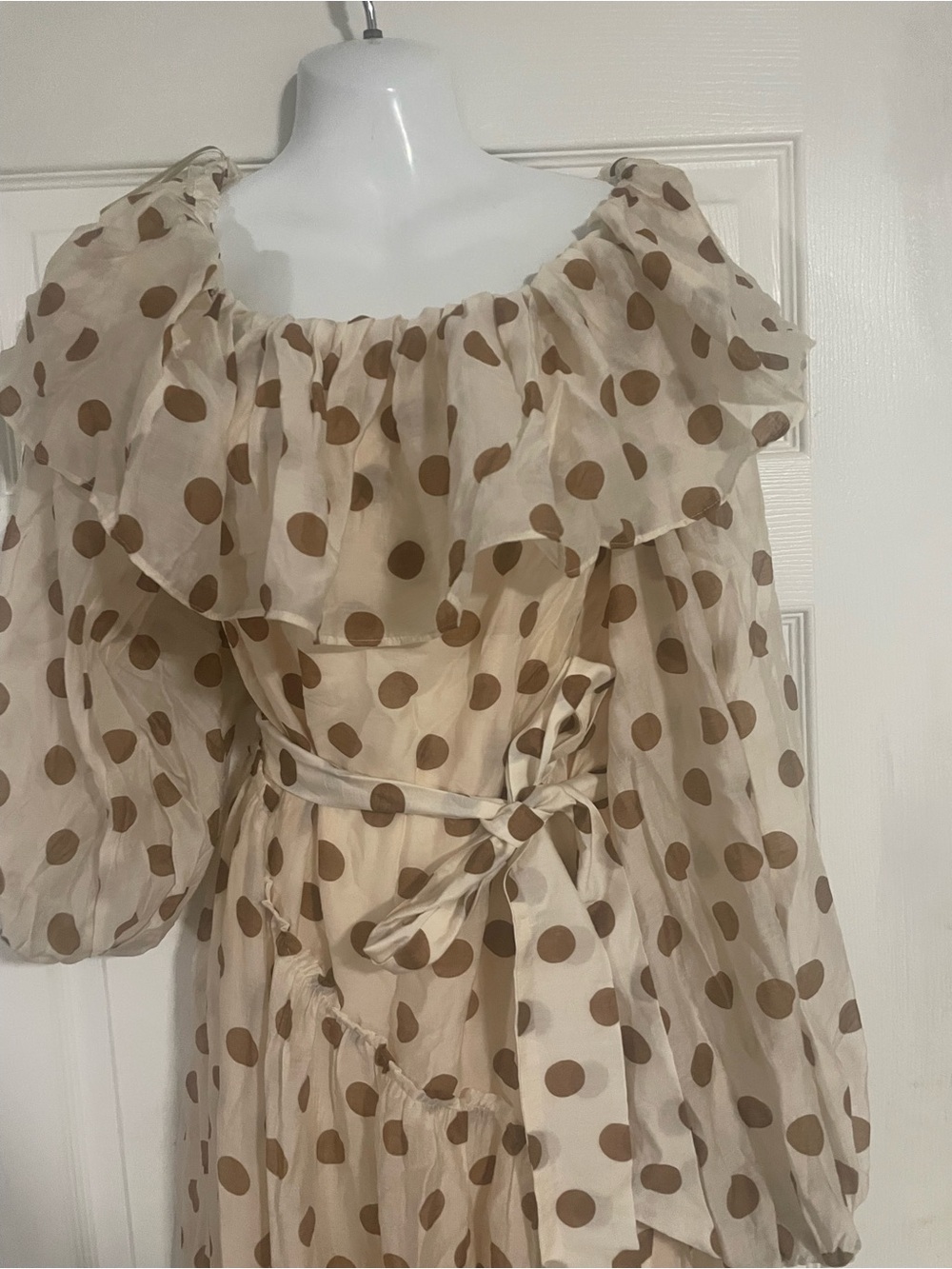 Off-Shoulder Cream Polka Dot Maxi Dress With Ruffles and Belt by Mango Size M - Picture 8 of 9